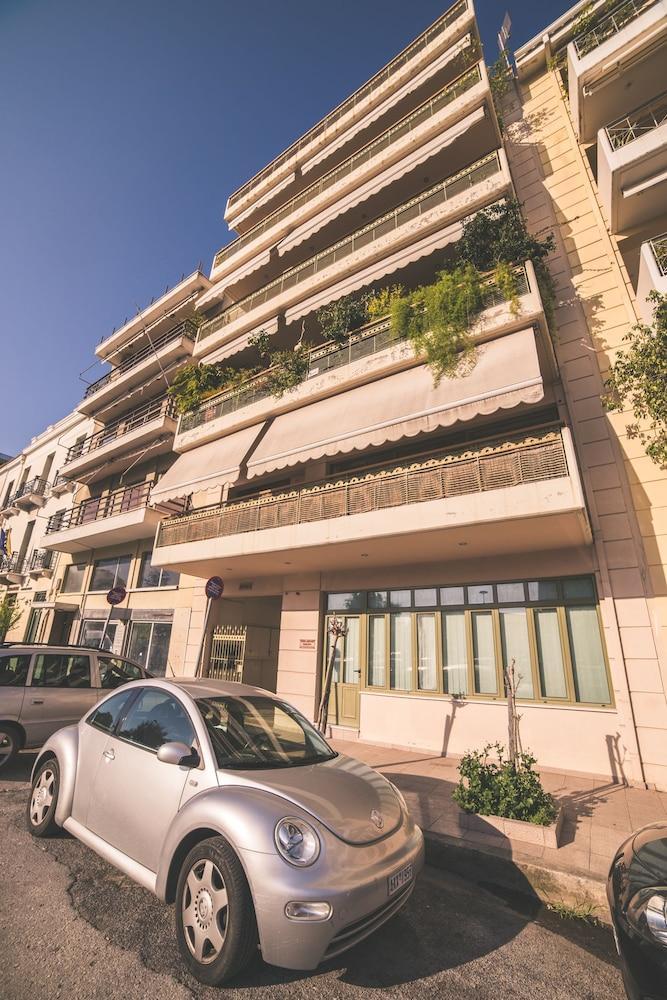 Nefeli City Apartments Patras Dış mekan fotoğraf