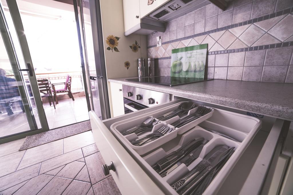 Nefeli City Apartments Patras Dış mekan fotoğraf